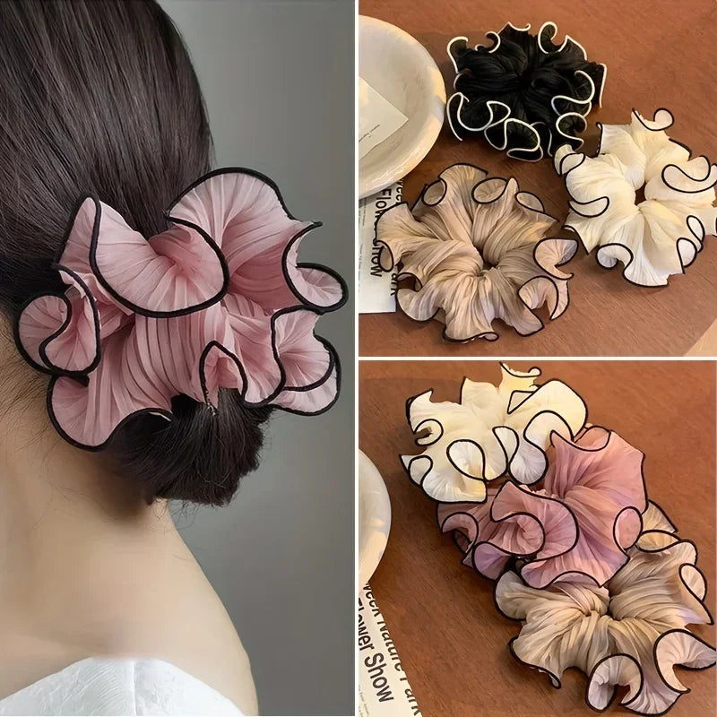 THE BLOSSOM SCRUNCHIE SET