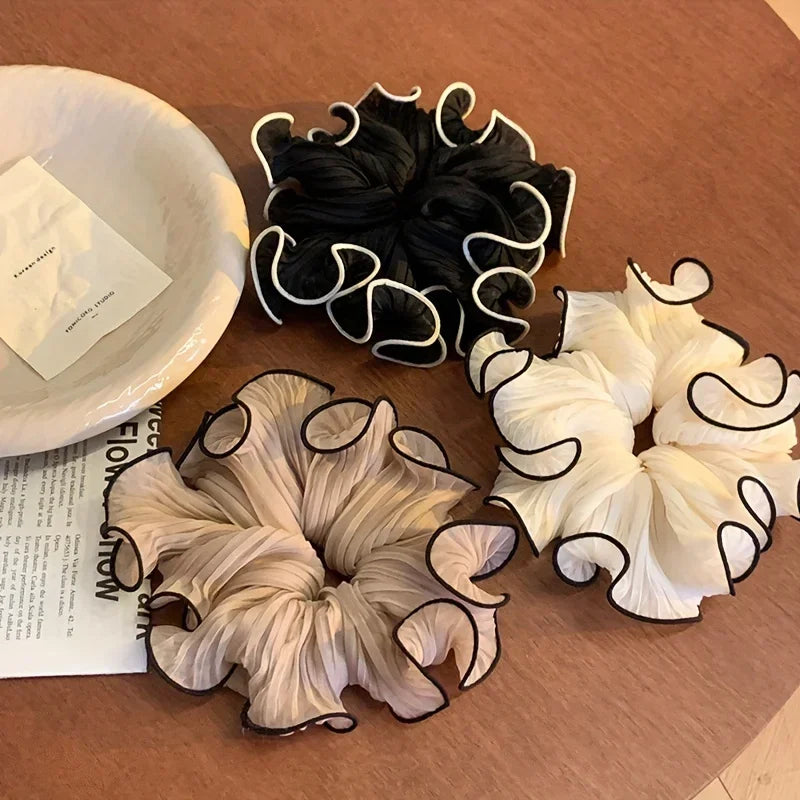 THE BLOSSOM SCRUNCHIE SET